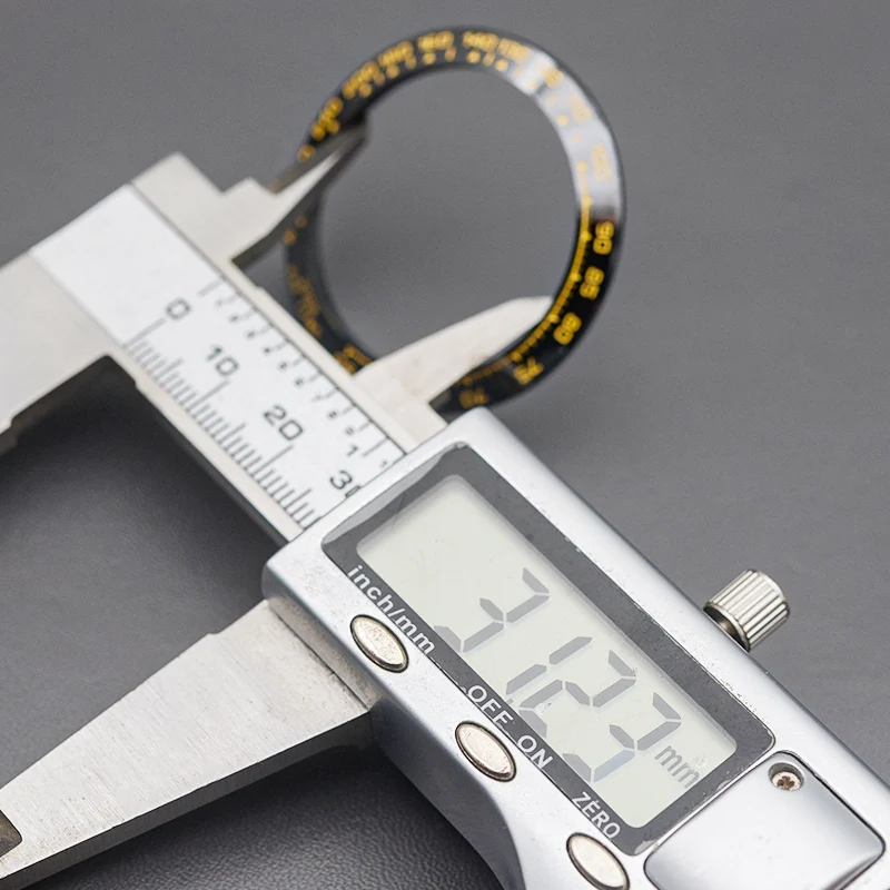 Керамични bezel Daytona 39,3 * 31,5 мм, подходящ за ремонт на часовници Rolex Daytona 116500 116520