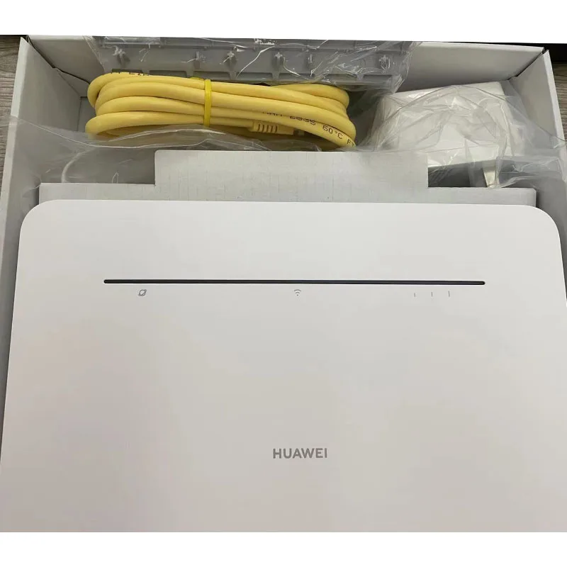 Рутер HUAWEI 4G Pro B535-836 LTE 300 Mbit/s, Двухдиапазонная точка за достъп Wi-Fi, Слот за карти Micro SIM, 4 Gigabit Ethernet порта, на Път Cat 7 CPE